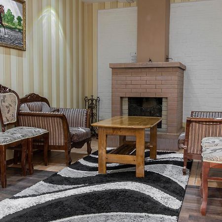 Nur M Hotel Tashkent Bagian luar foto